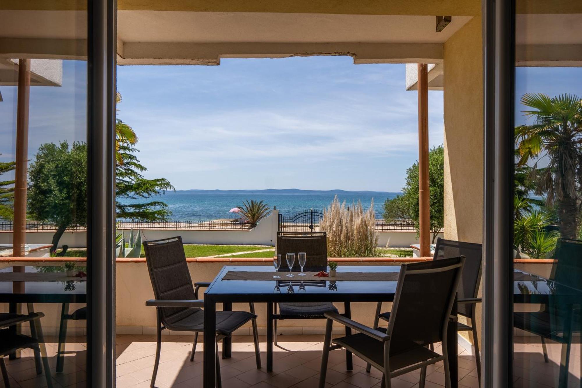 Apartments Strand Vir Exterior foto